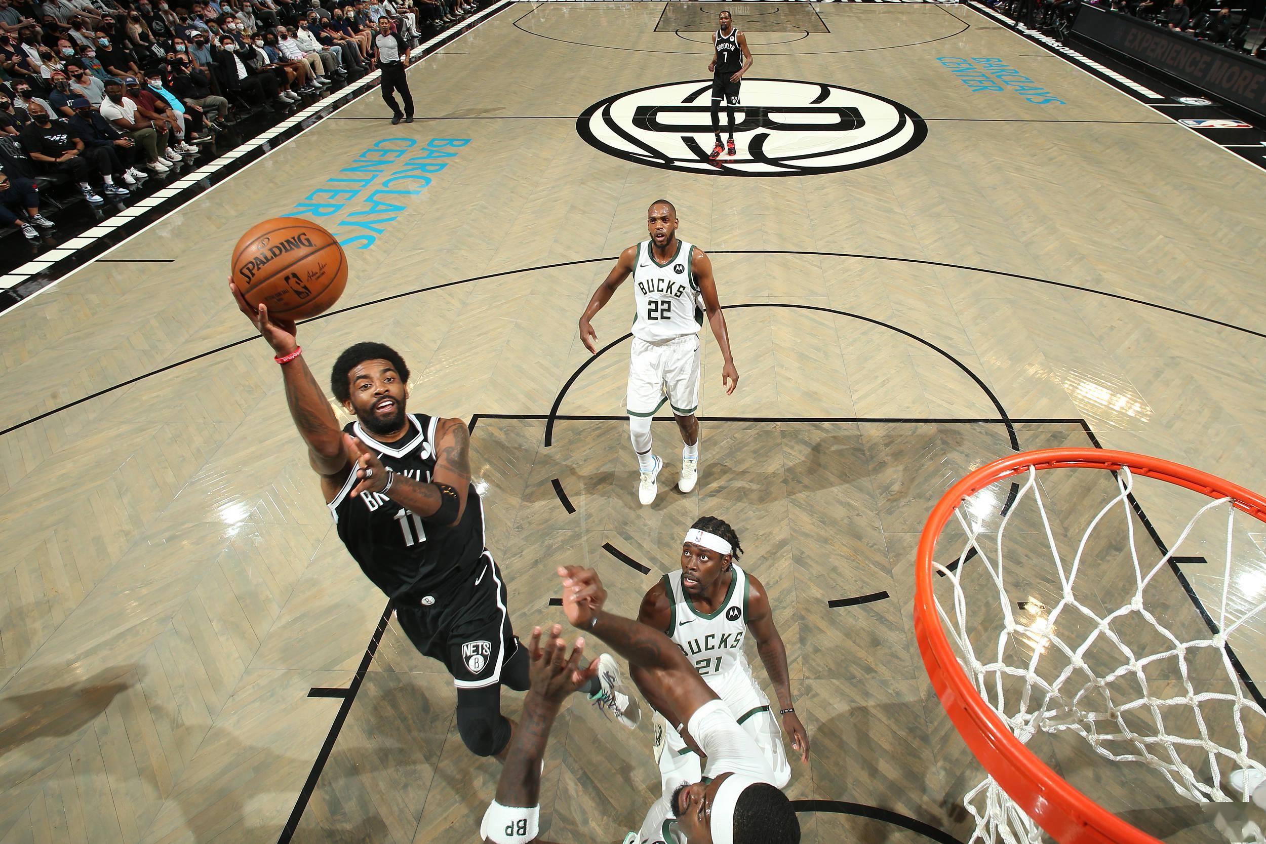 爱游戏娱乐-Ming重要时刻最后时刻胜出，雄鹿带队取胜！赢得满堂喝彩-爱游戏娱乐