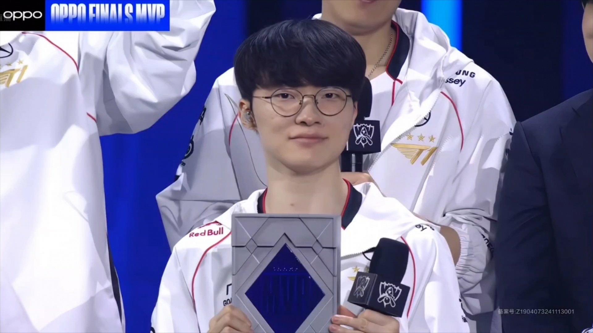 爱游戏游戏平台-Faker新星重返赛场表现突出，TL前途光明！-爱游戏游戏平台