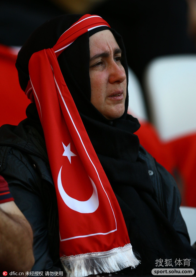 爱游戏中国官网-包含密尔沃基雄鹿今夜遗憾出局；志在全明星赛名次提升；球迷炸锅；轮换策略成焦点的词条-爱游戏中国官网