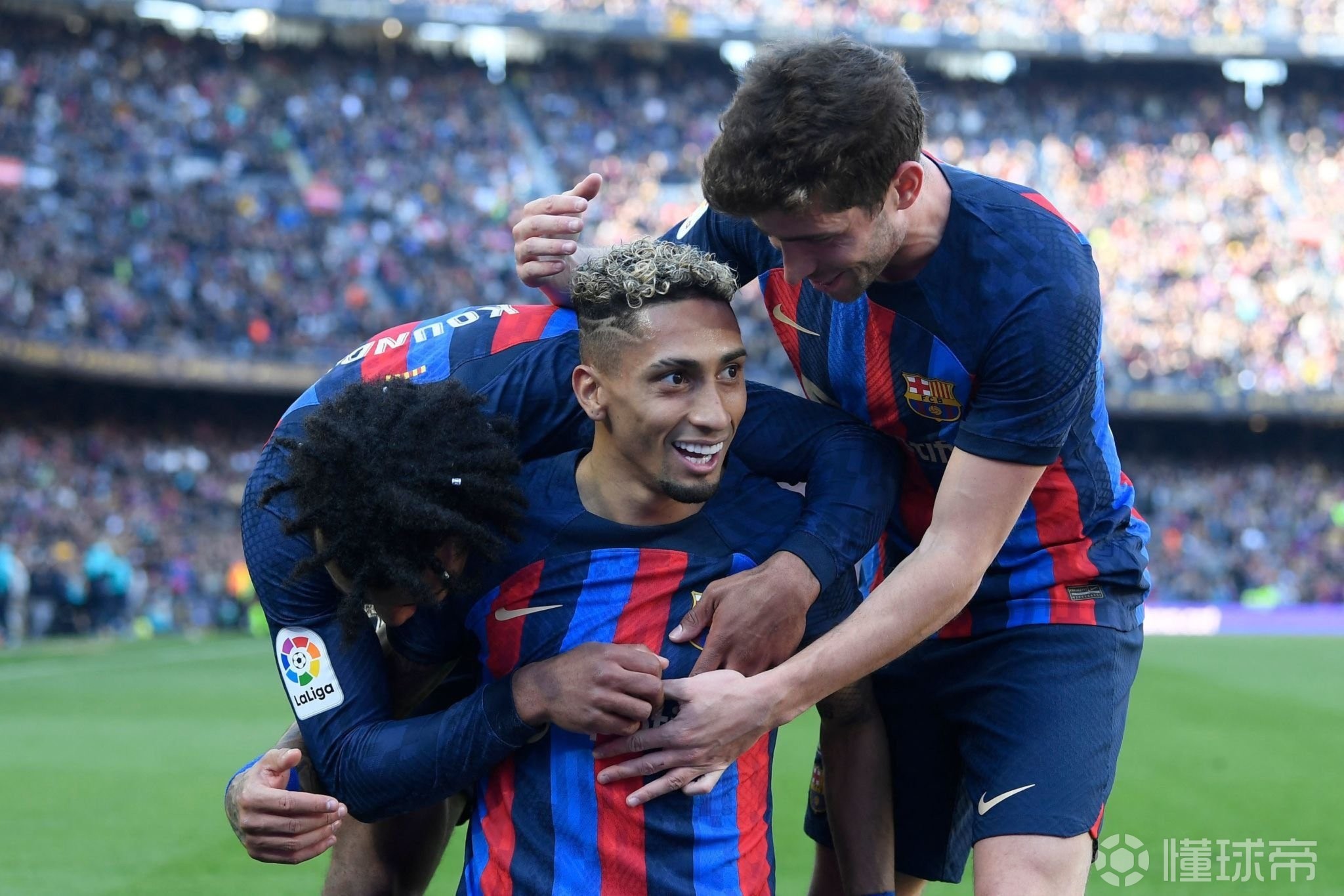 ayx-关于今夜体能课后；上海久事刷新队史纪录备战西甲；震撼外界；更衣室氛围转暖的信息-ayx